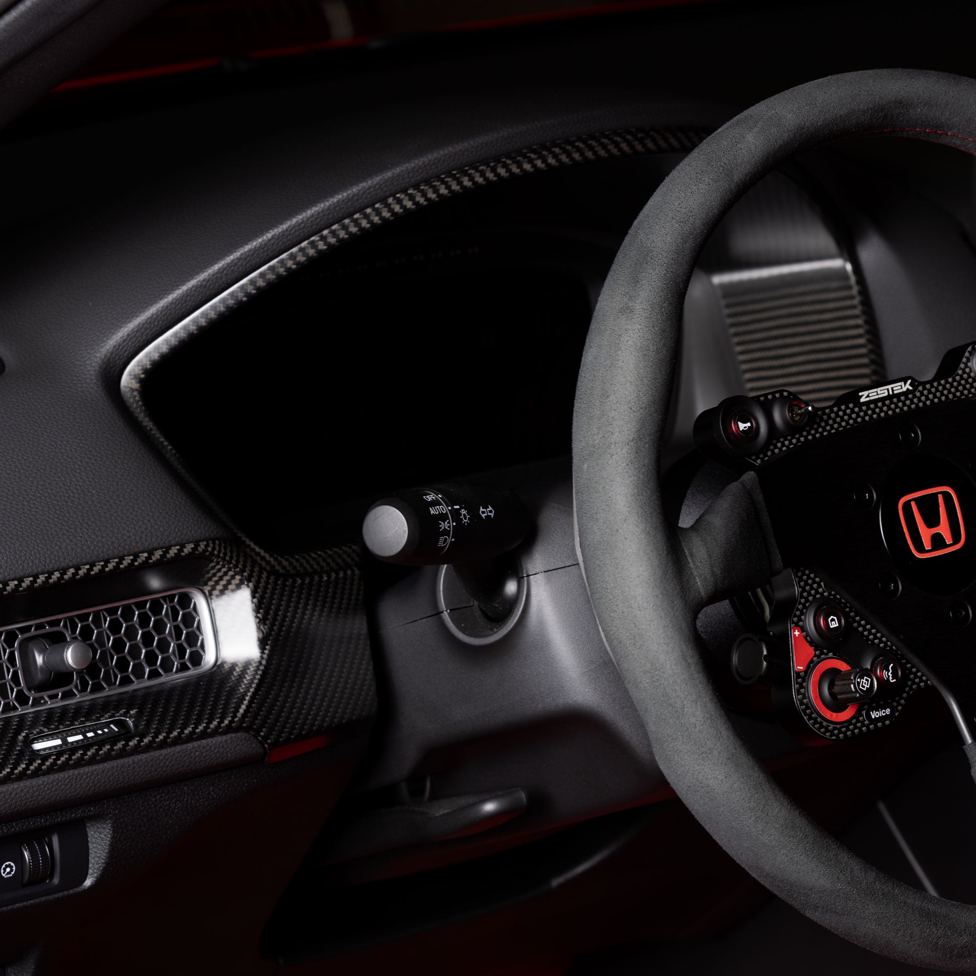 Create Carbon Dry Carbon FL5 Type R Gauge Cluster Cover