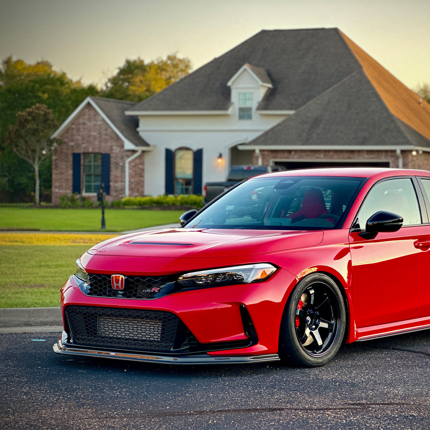 Garage Unique Front Lip (23+ Civic Type-R)